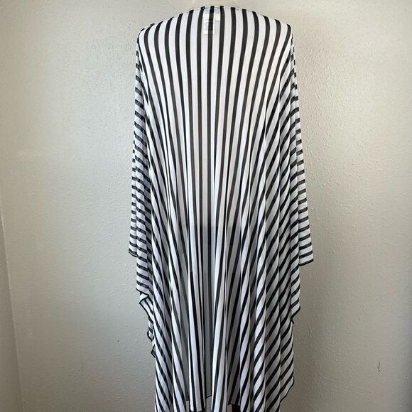EUC Vincente Womens Black and White Stripped Tunic Size L - Picture 5 of 7